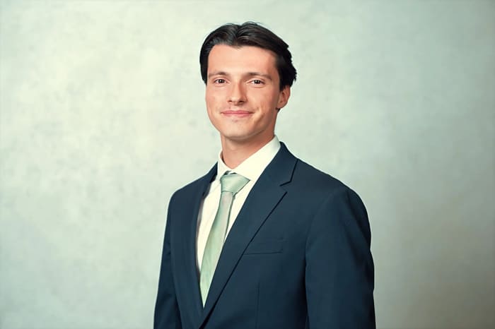 Portrait & headshot photography in Geneva — FilmGeneva